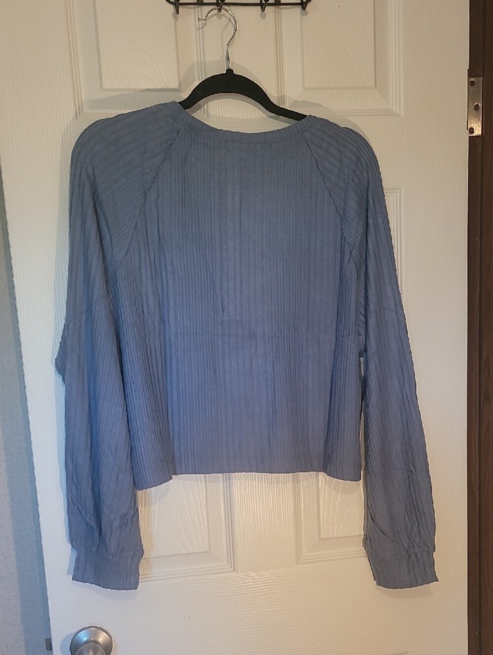 Double Zero Gray Blue Ribbed Henley Cropped - Picture 2 of 5